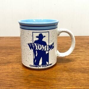 Vintage Wyoming Cowboy Country Souvenir 8‎ oz Coffee Mug Rainbow Speckled Glaze